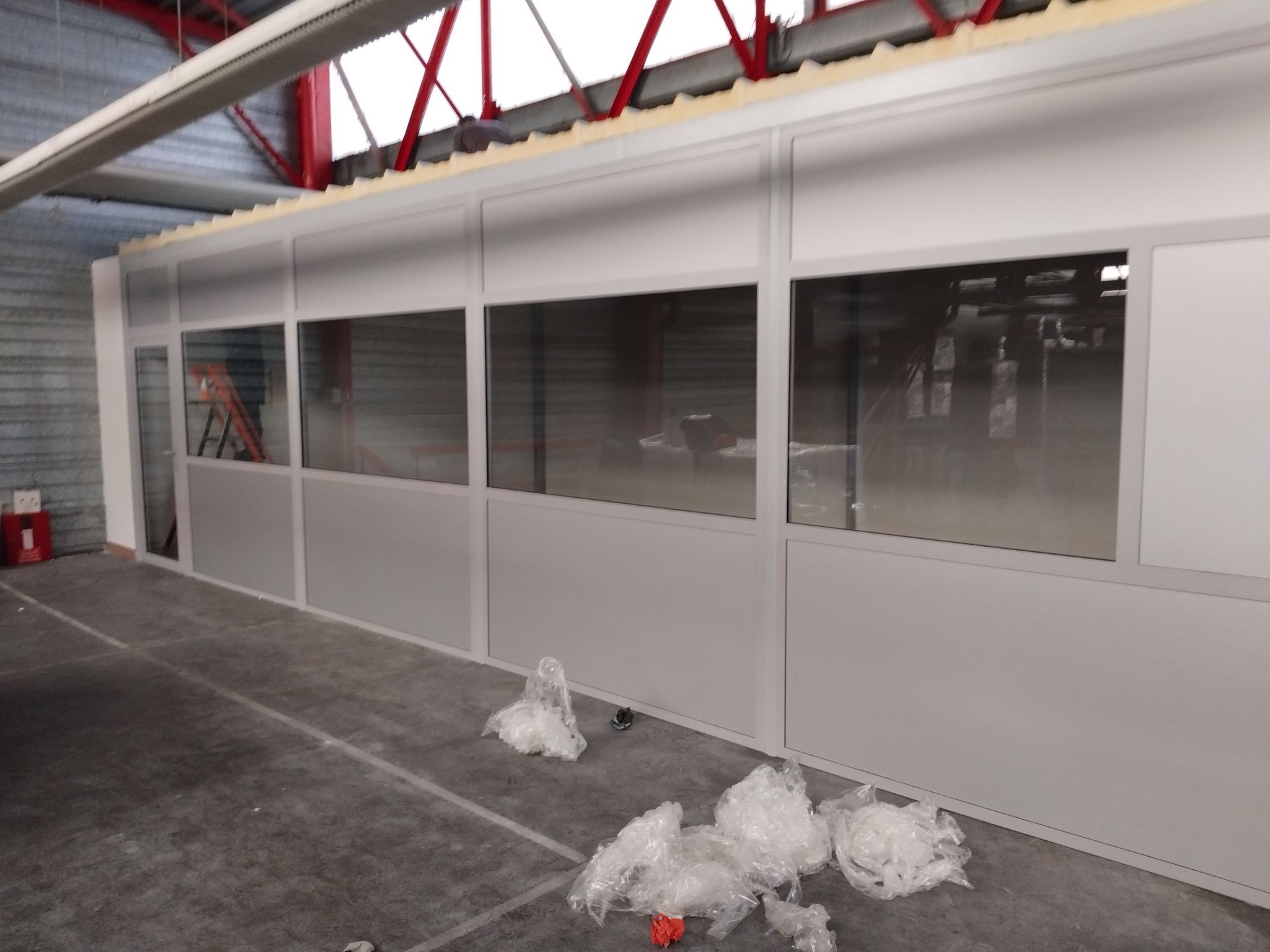 Charpente acier menuiseries aluminium