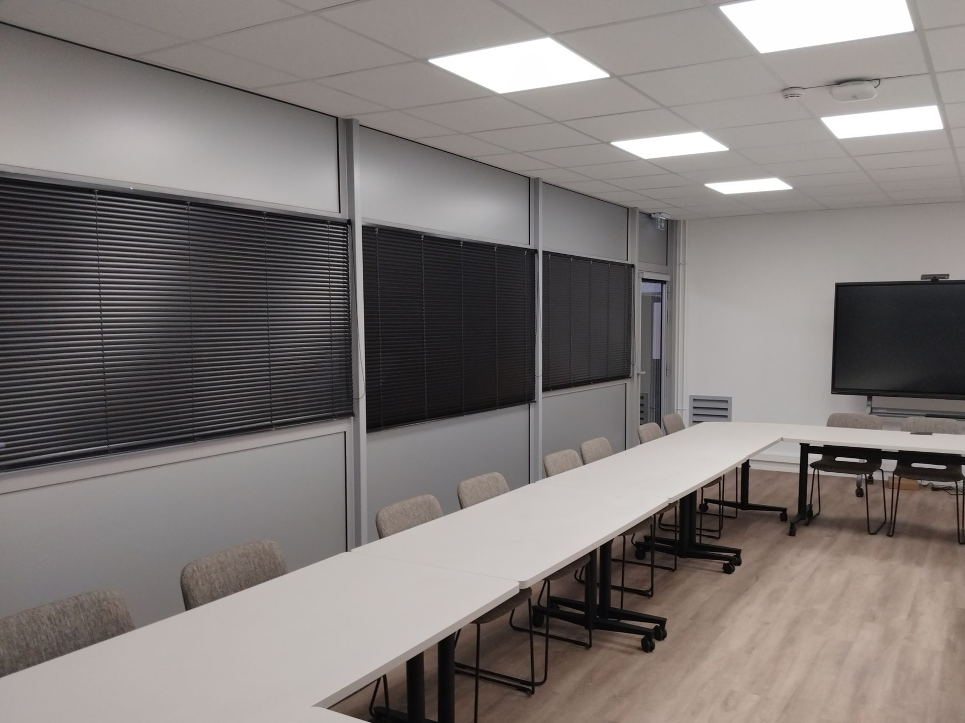 Charpente acier menuiseries aluminium