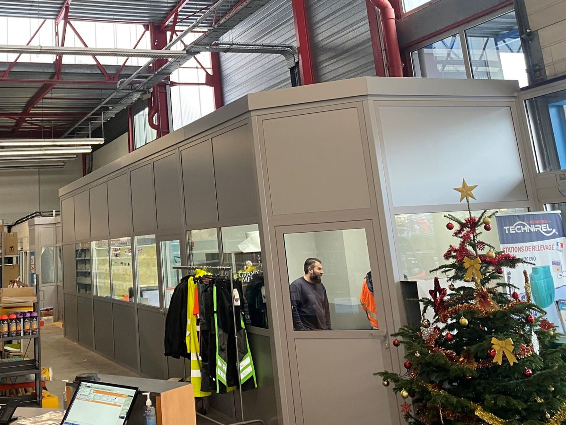 Charpente acier menuiseries aluminium